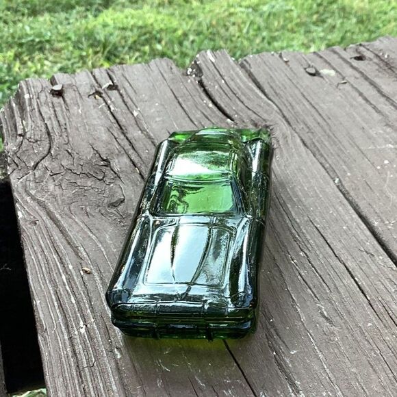 Vintage Avon Green Glass Car Decanter‎ Full 2oz Deep Woods Aftershave 1960s - Picture 2 of 5